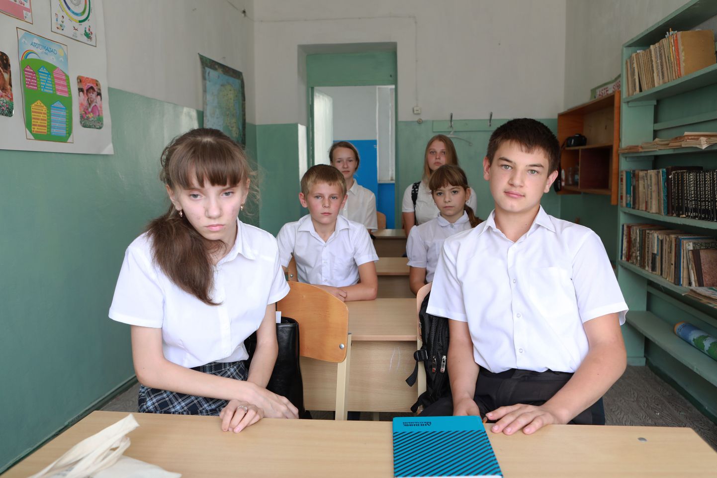 Класс, в котором в абхазской школе Сальме детей учат эстонскому языку. В конце сентября уроков еще не было, все ждали возвращения учителя, которая летом пережила инсульт.