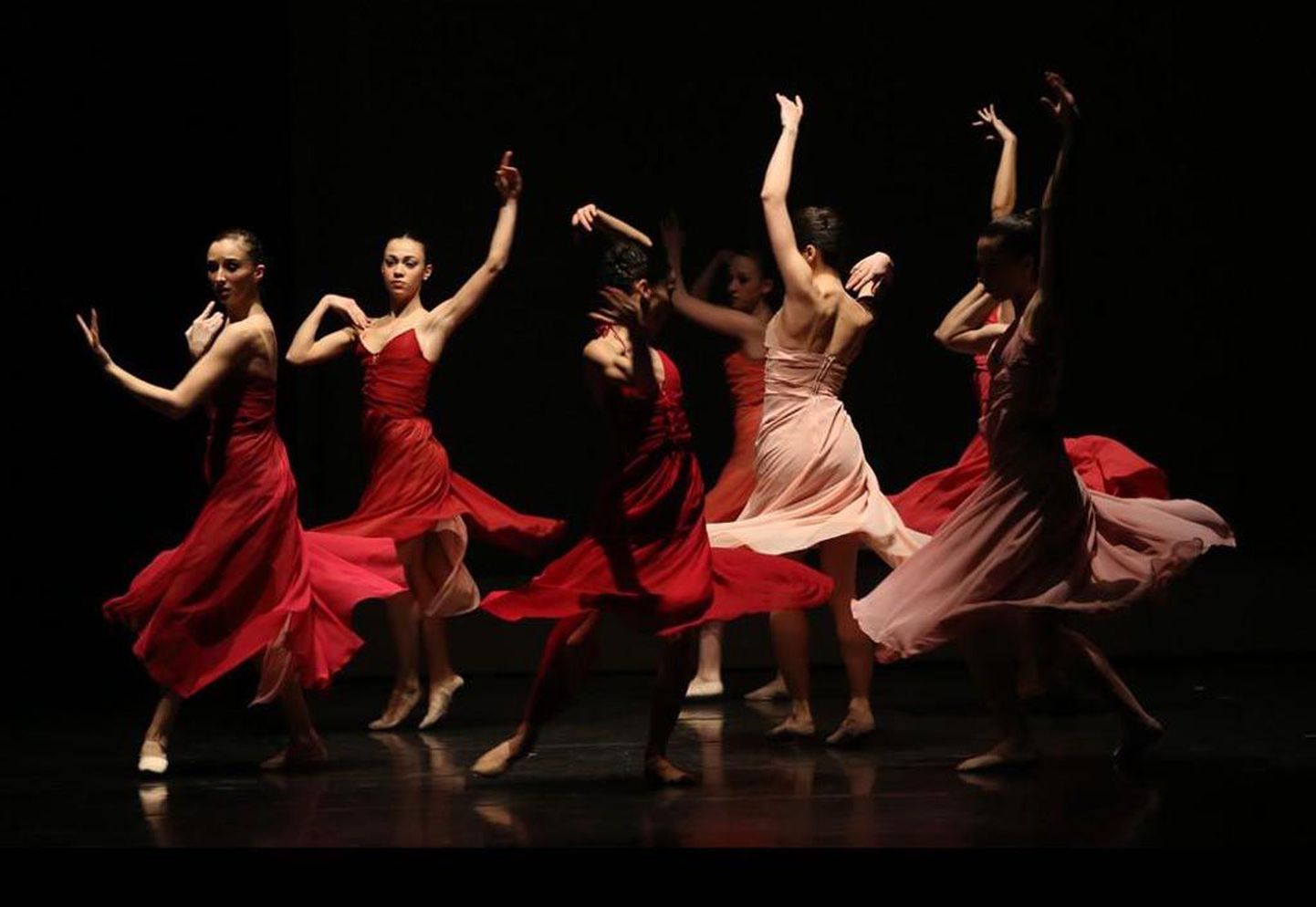 Itaalia balletitrupi Balletto di Milano tantsuetendus „Viva Verdi“.