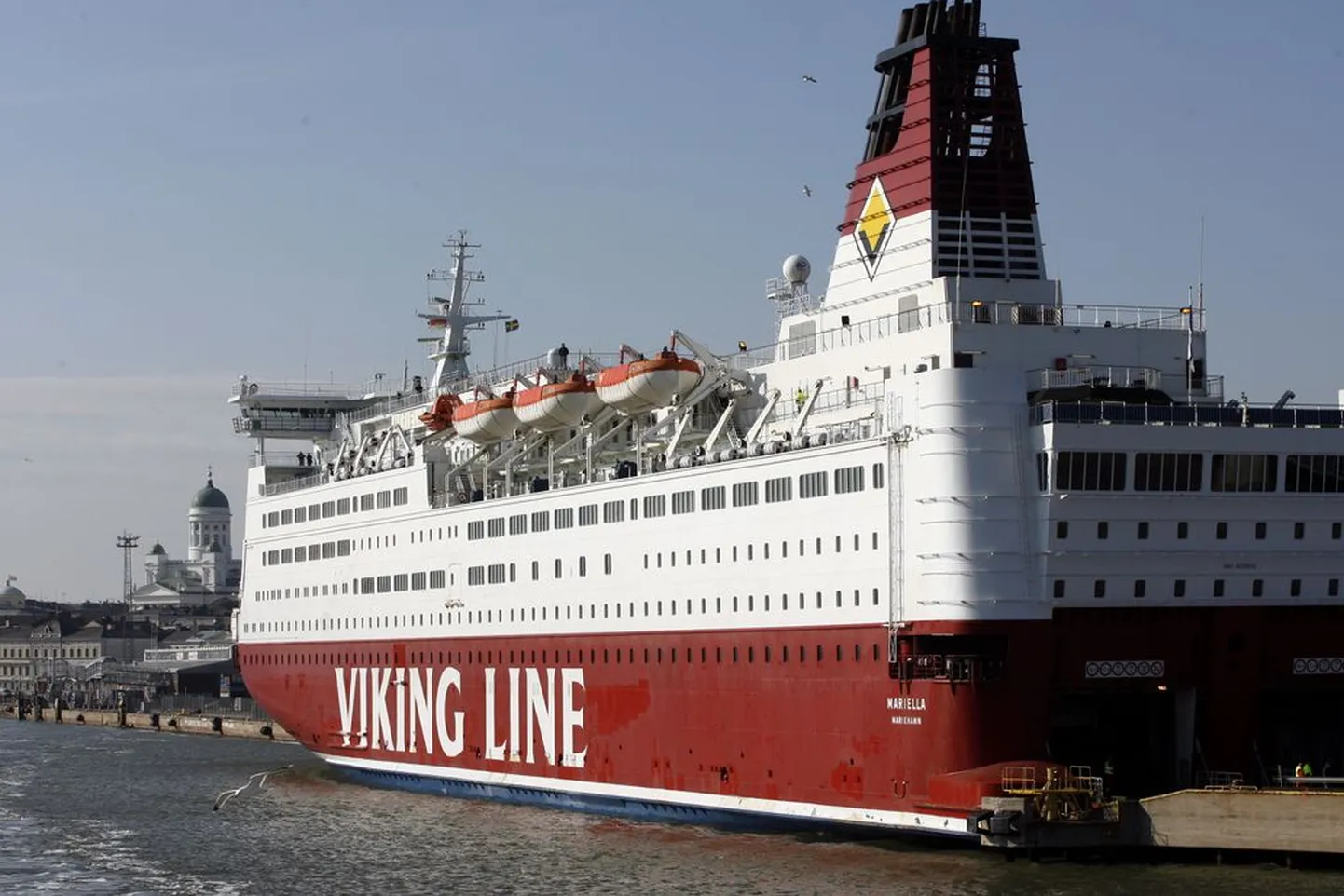 Viking Line'i reisilaev Mariella Helsingi sadamas