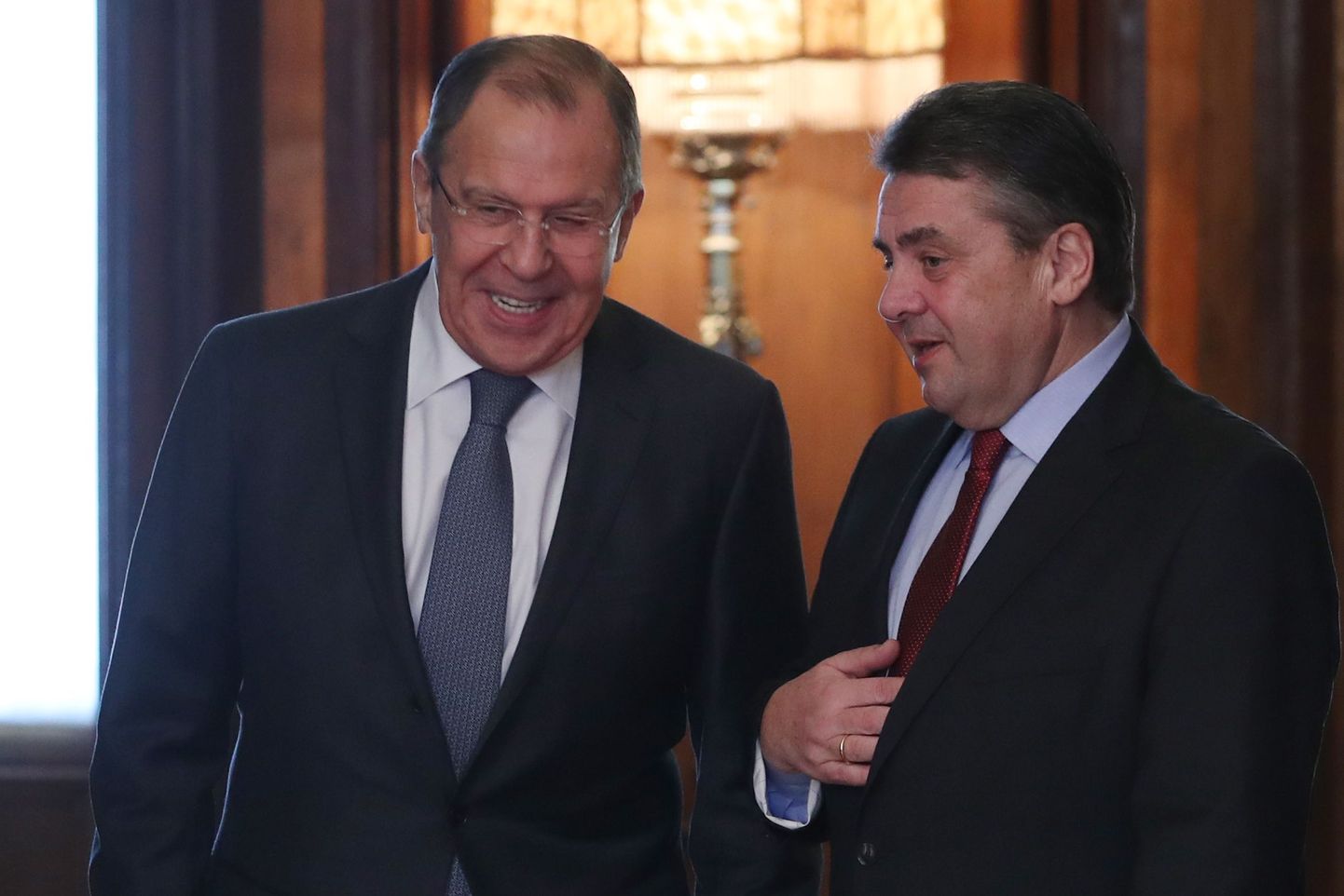 Vene välisminister Sergei Lavrov ja Saksa välisminister Sigmar Gabriel täna Moskvas kohtumisel.