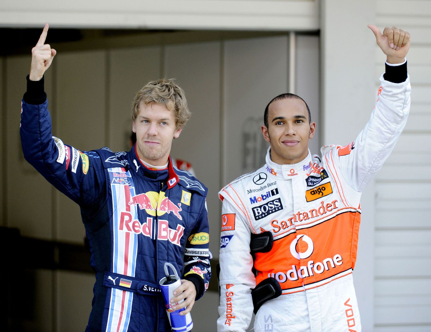 Sebastian Vettel ja Lewis Hamilton 2009. aastal.
