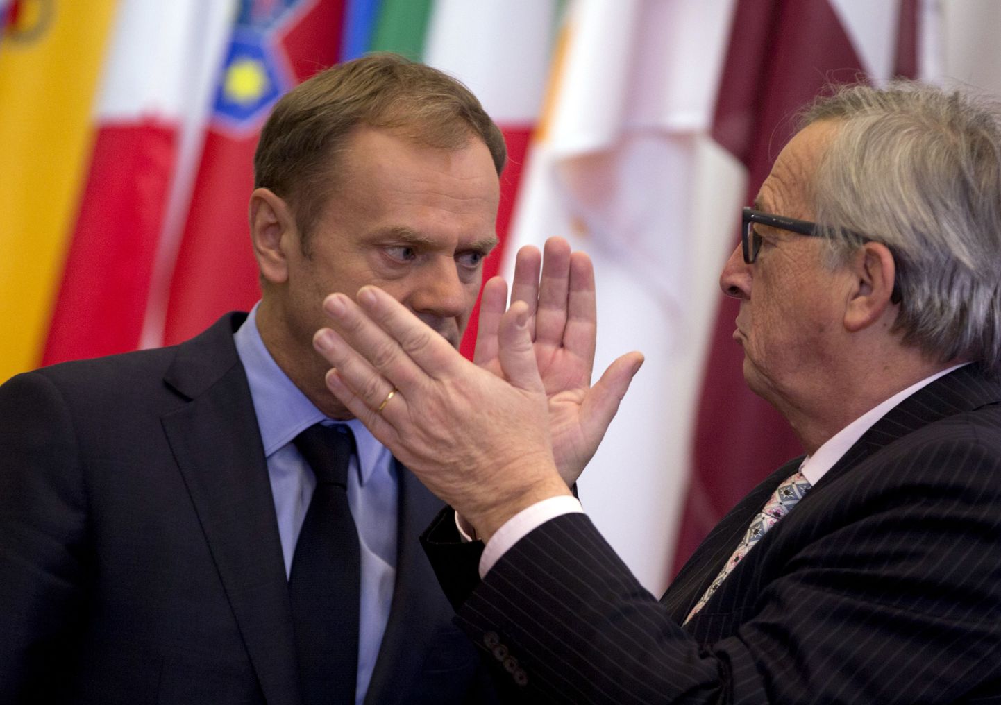 Jean-Claude Juncker (paremal) ja Donald Tusk