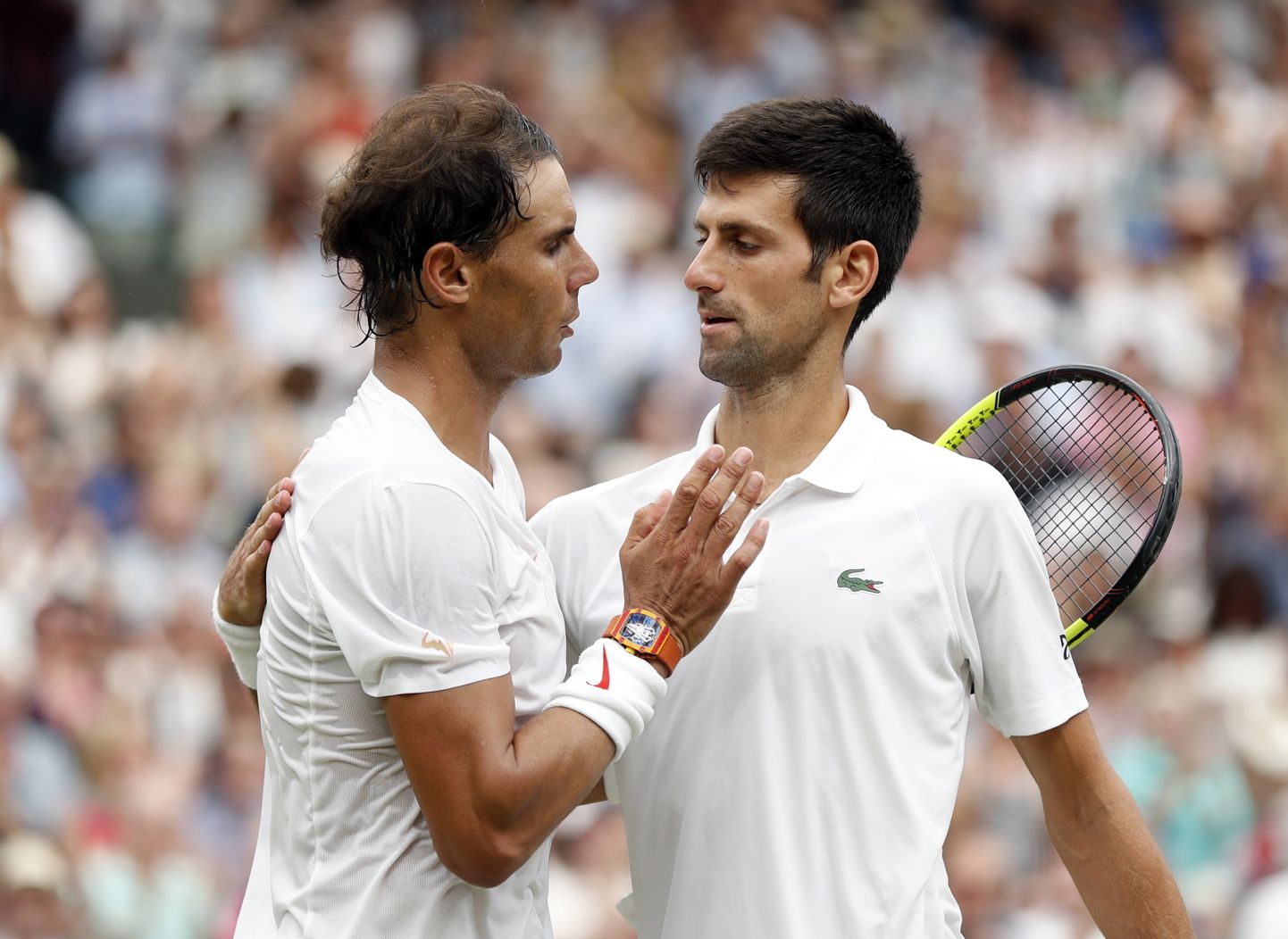 Serblane Novak Djokovic ja Rafael Nadal pärast Wimbledoni poolfinaali 2018. aastal