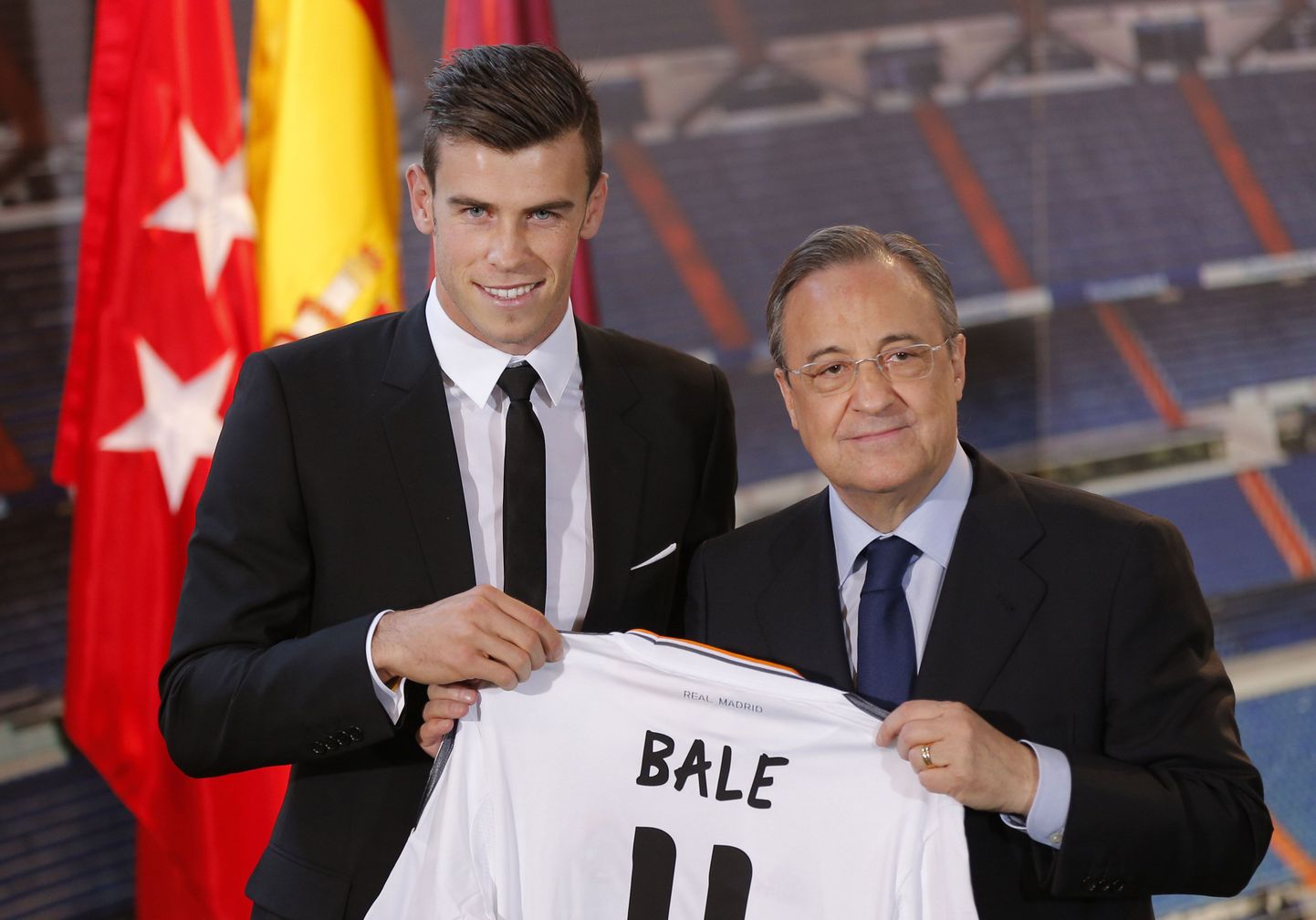 Gareth Bale (vasakul)