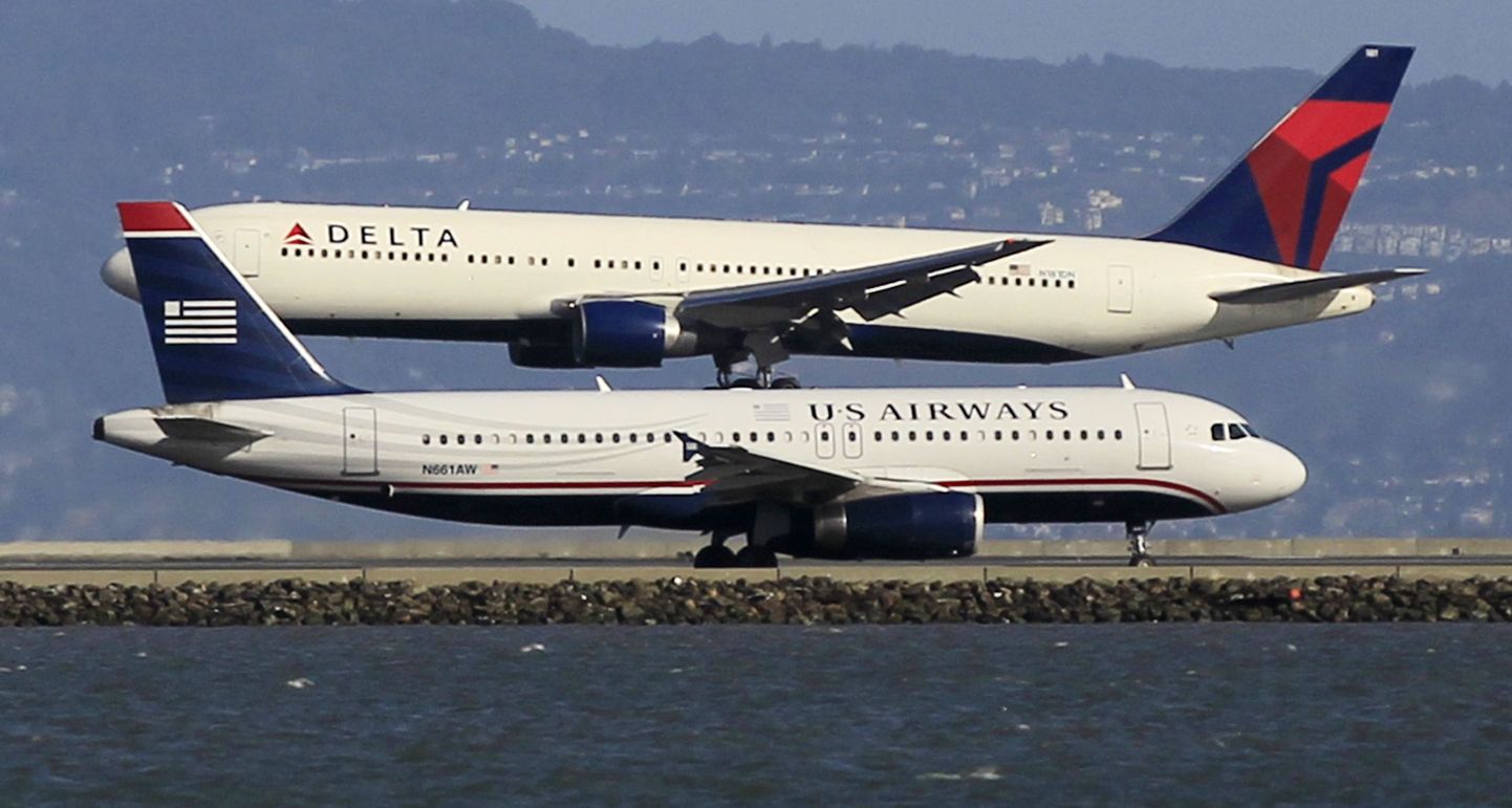 Delta Airlinesi ja Us Airwaysi lennukid, pilt on illustratiivne
