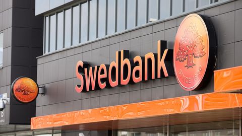  :     Swedbank,       