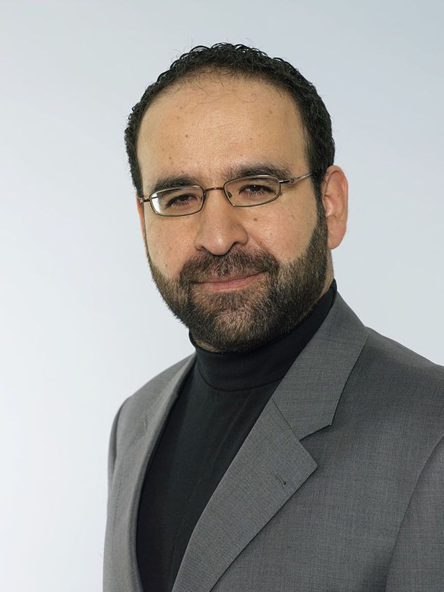 Rootsi uus elamumajanduse minister Mehmet Kaplan.