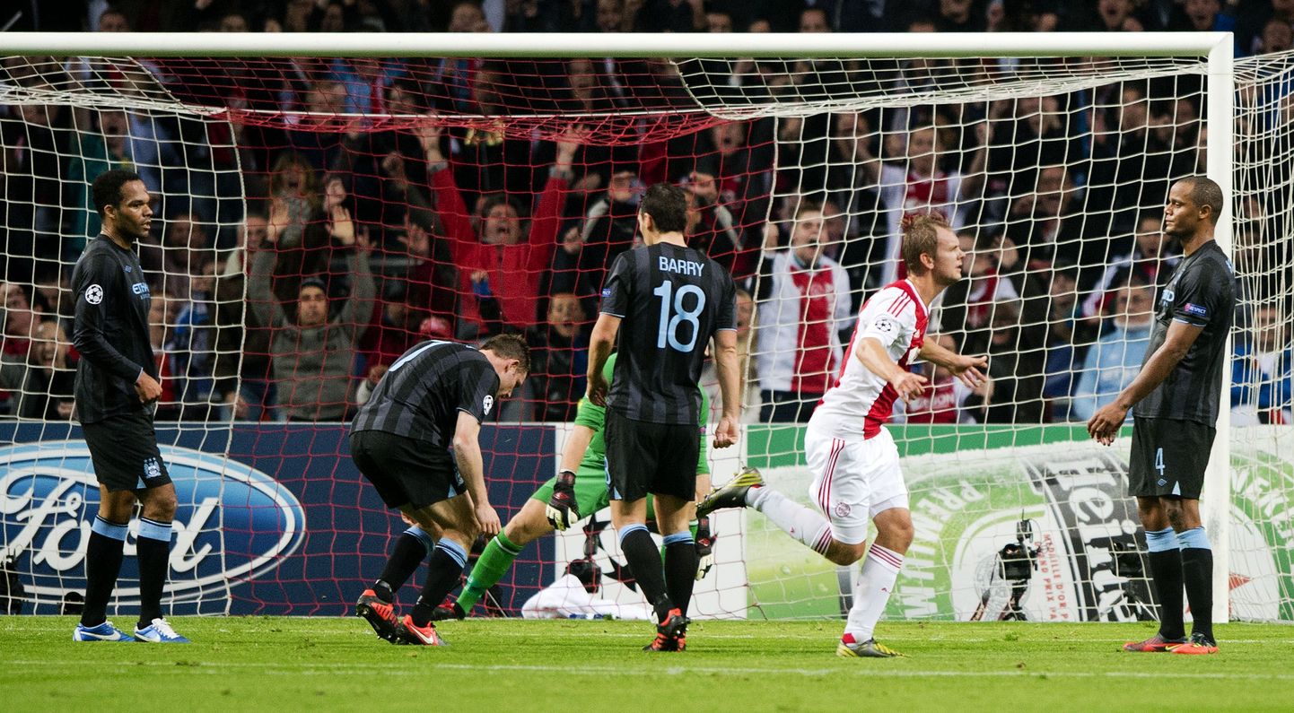 Manchester City (tumedas) on meistrite liigas kogunud tabelisse vaid ühe viigipunkti, viimati jäädi alla Amsterdami Ajaxile.