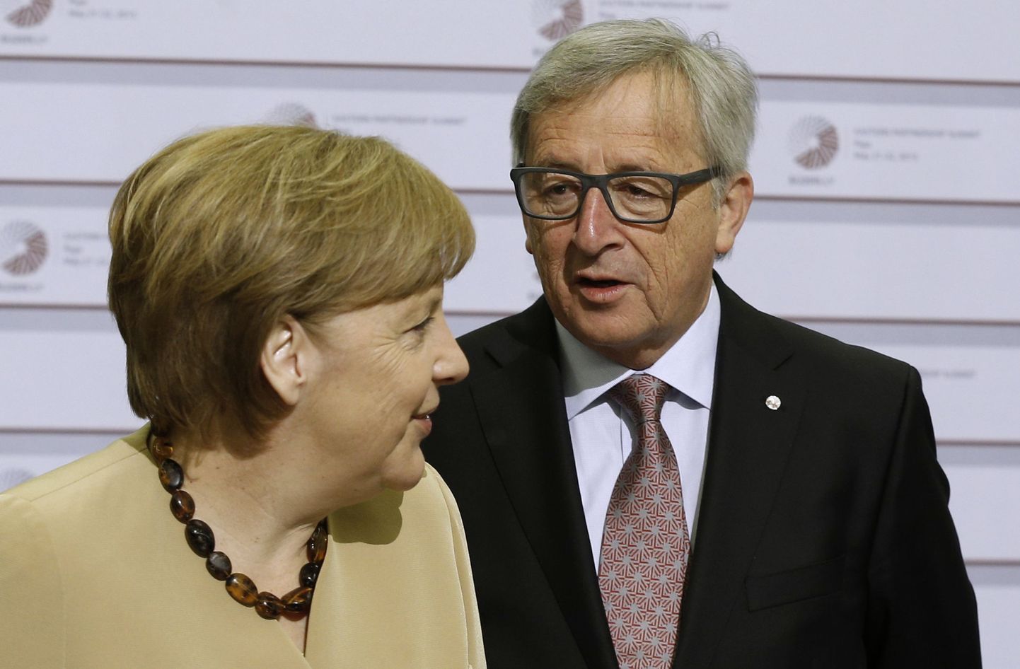 Angela Merkel ja Jean-Claude Juncker.