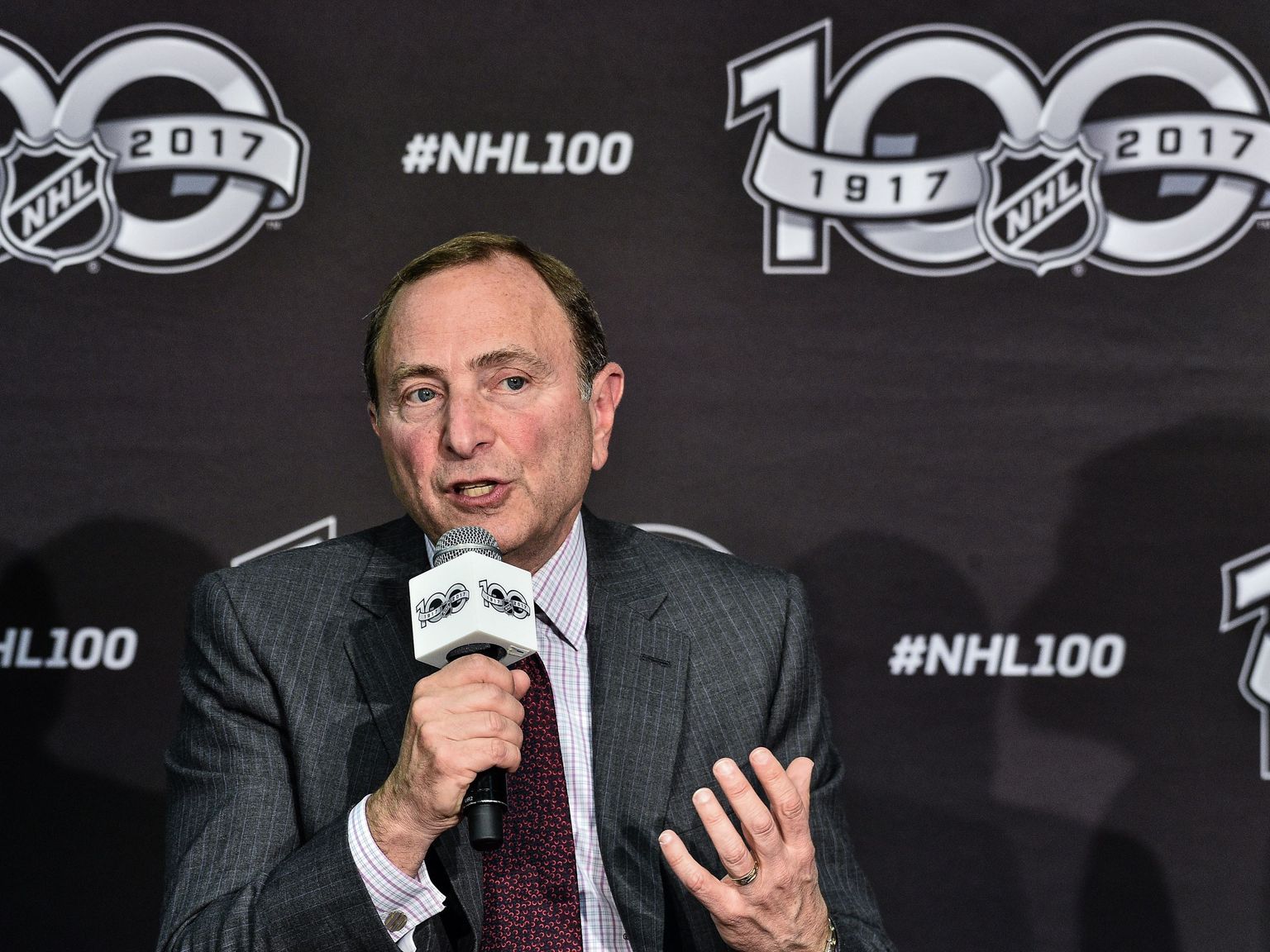 NHLi komissar Gary Bettman.