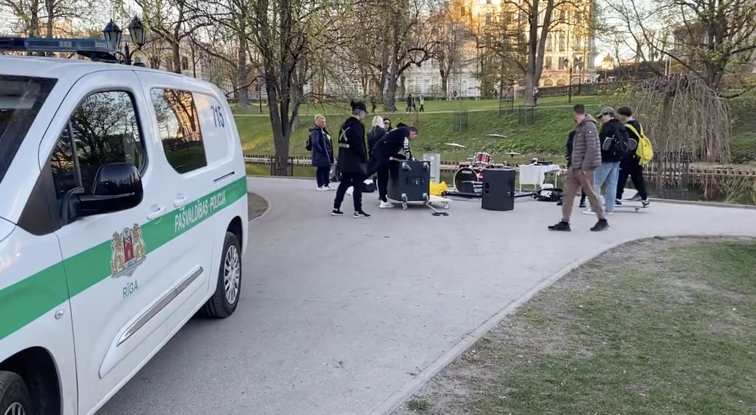 Полиция