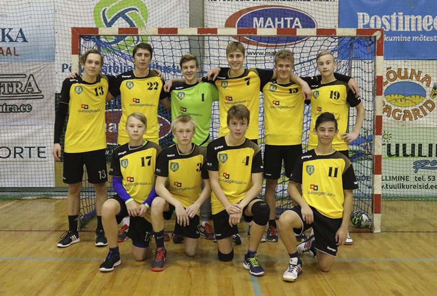 Viljandi spordikooli B-klassi noormehed saavutasid Eesti karikavõistlustel kolmanda koha.