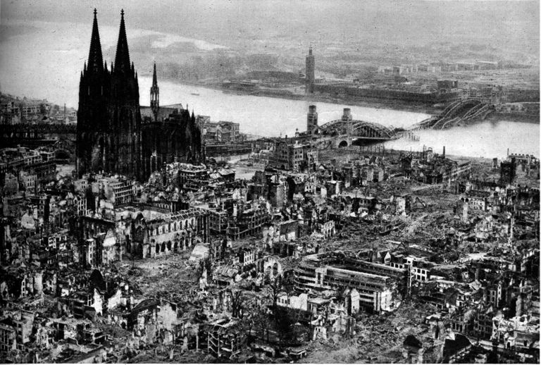 Köln pärast pommitamist. / Scanpix