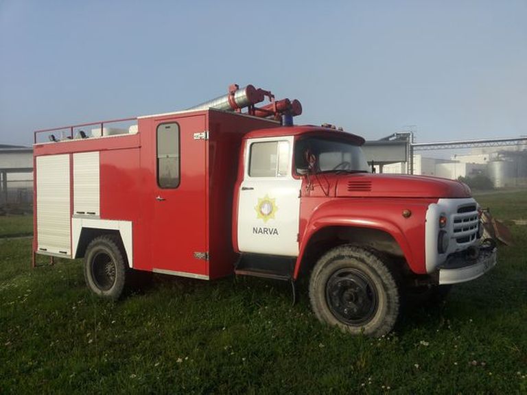 Tuletõrje alarmsõiduk müüdi 2600 euroga