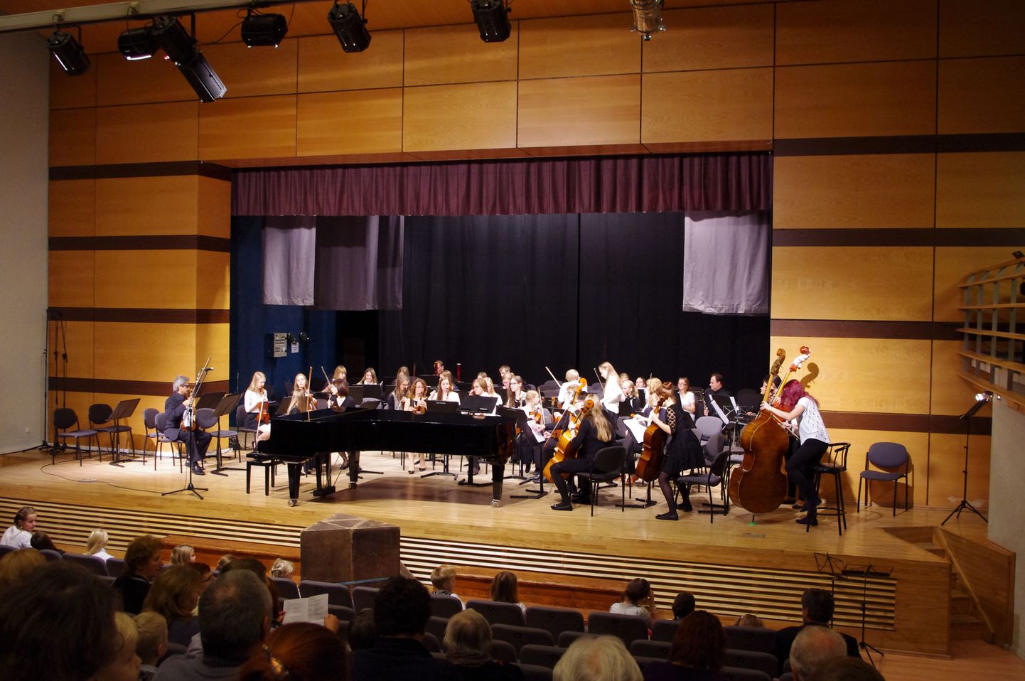 Noorteorkestrite kontsert Valga kultuuri- ja Huvialakeskuses
