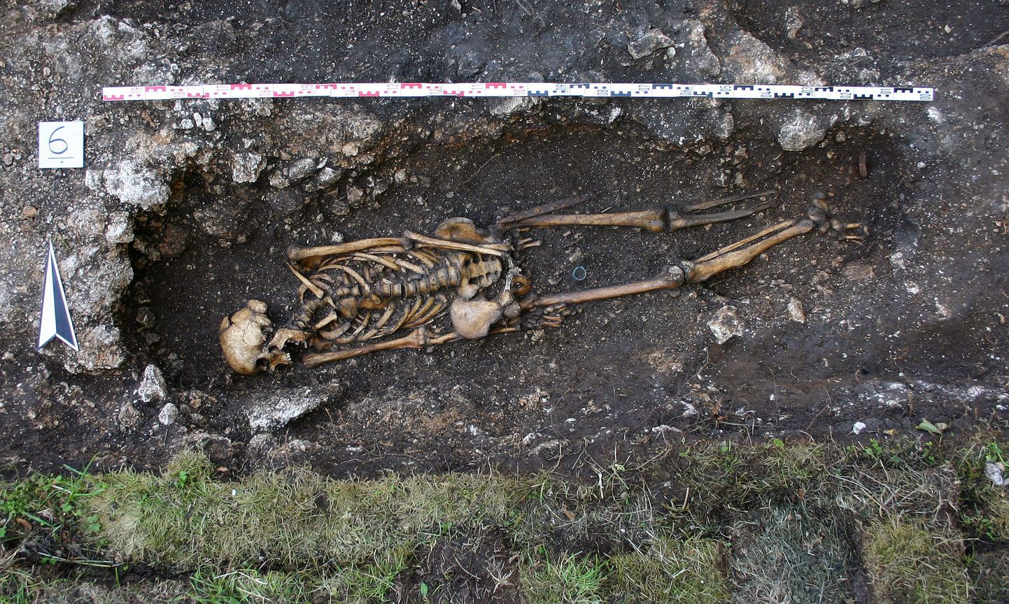 Hemmabergist leitud ühe jalaga mehe säilmed.