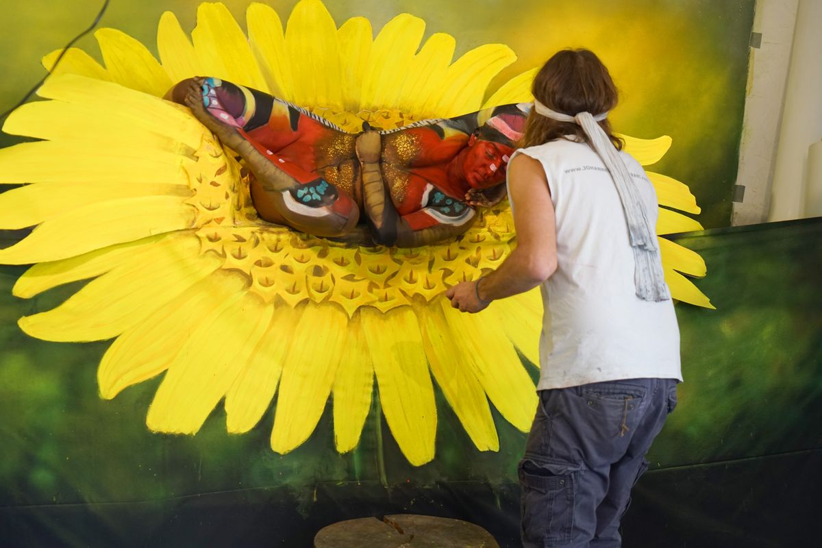 Ka Johannes ise, kes on veetnud aastaid oma tehnikat täiustades, usub, et tema värskeim teos «The Butterfly» on tema üks parimatest töödest.