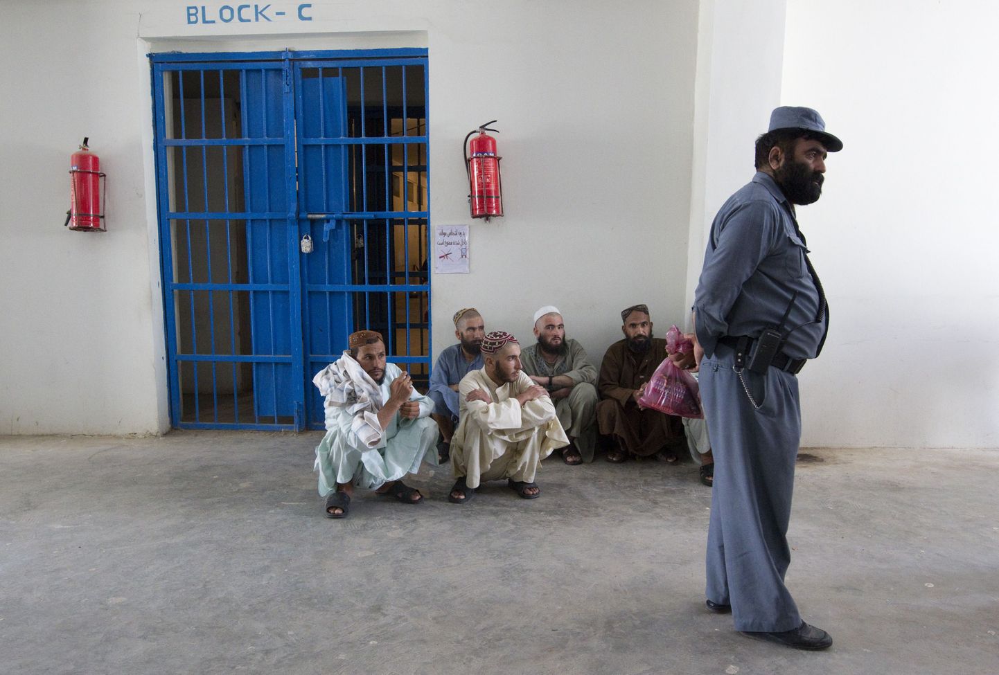 Afganistani politseinik ja Lashkar Gah' vangla kinnipeetavad.