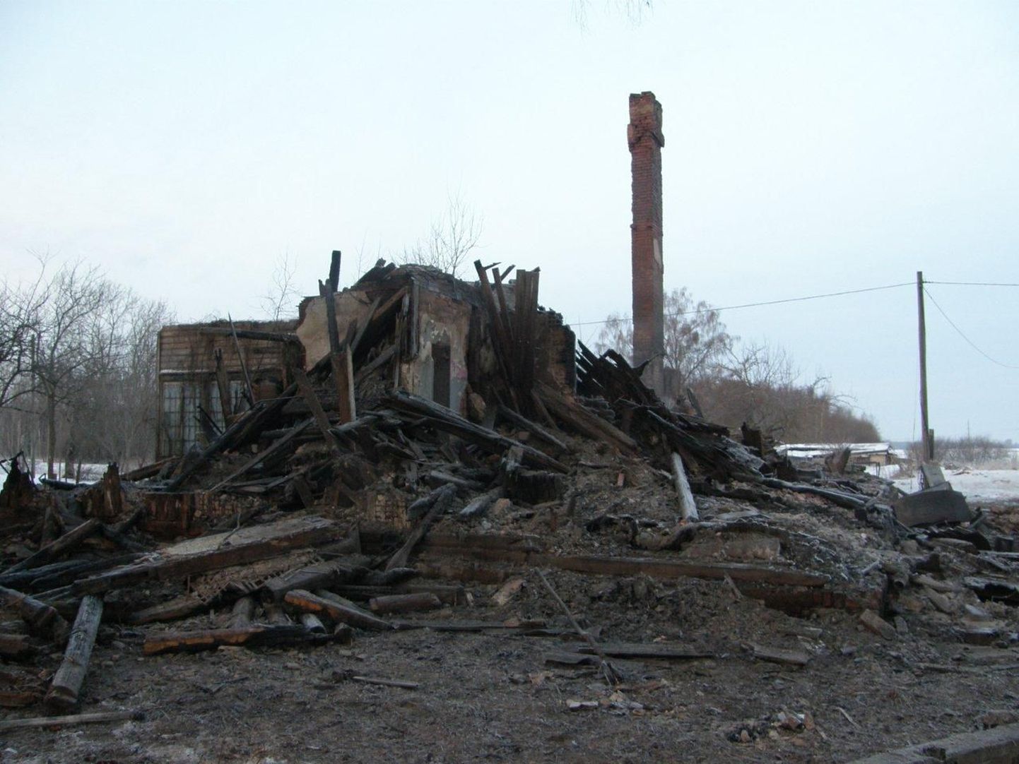 Nõgiarul hävis tules elumaja.