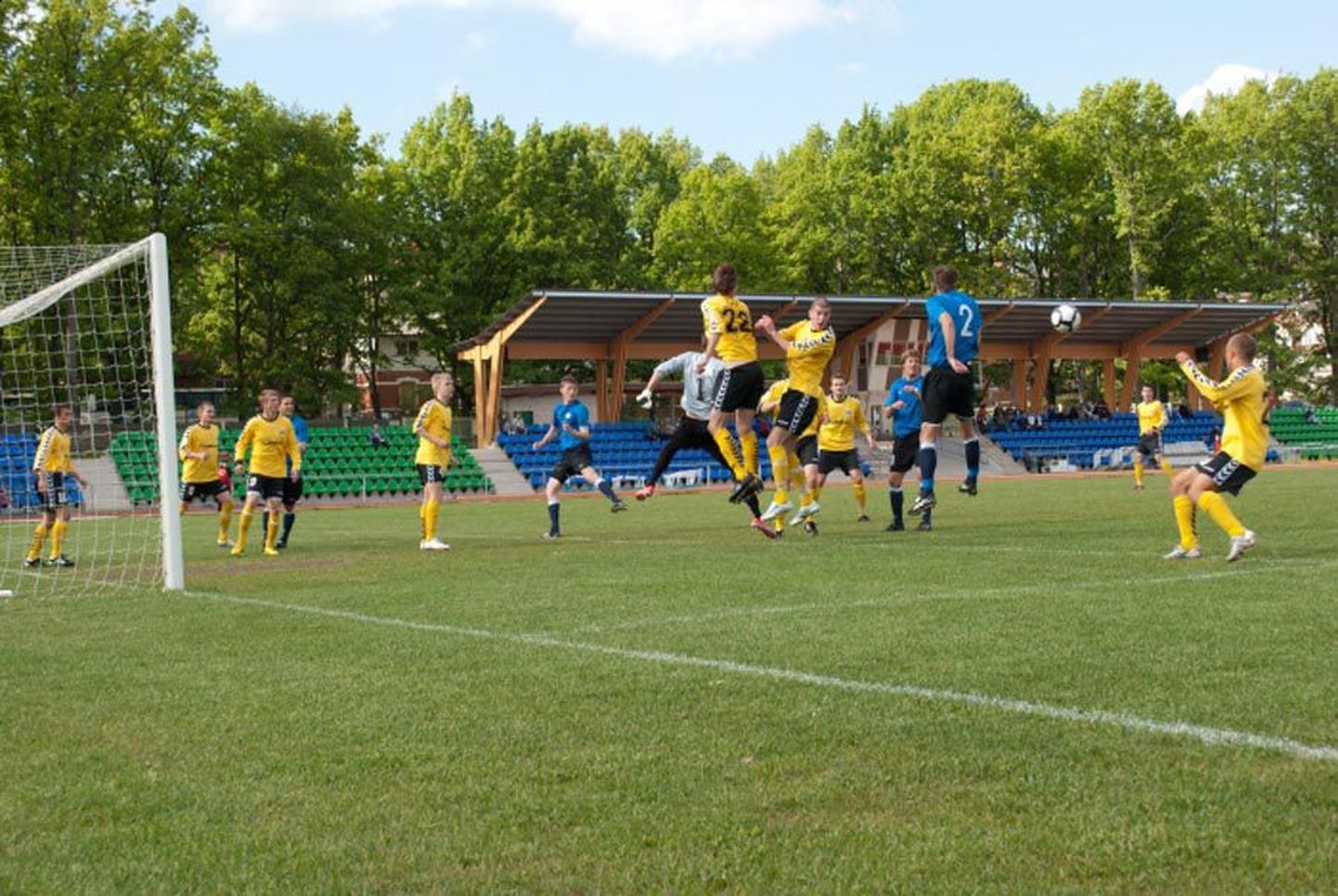 Tuleval nädalal peetakse Viljandi staadionil kolm noormeeste Balti jalgpalliturniiri kohtumist.
