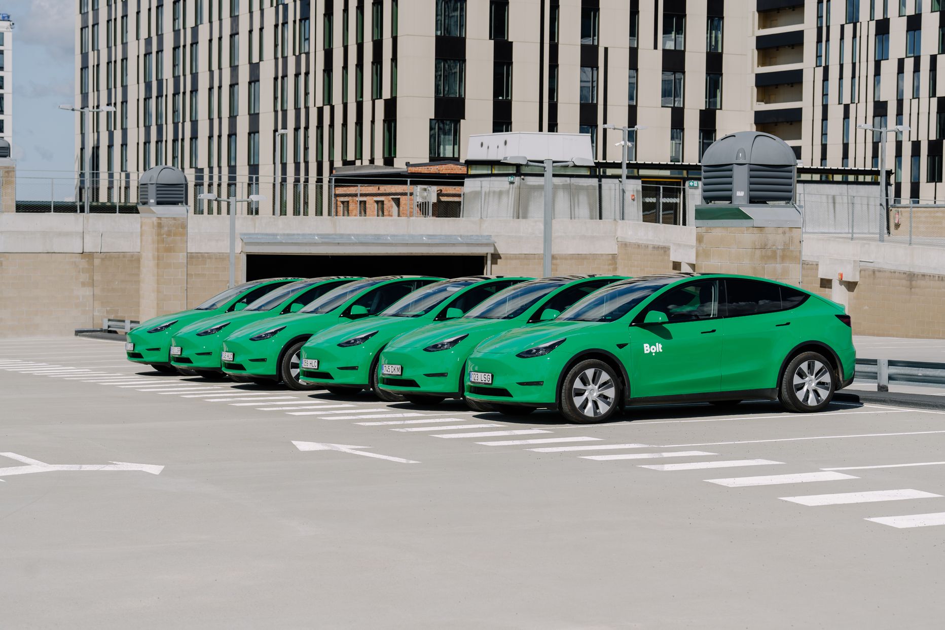 Uued Bolt Drive'i Telsa elektriautod