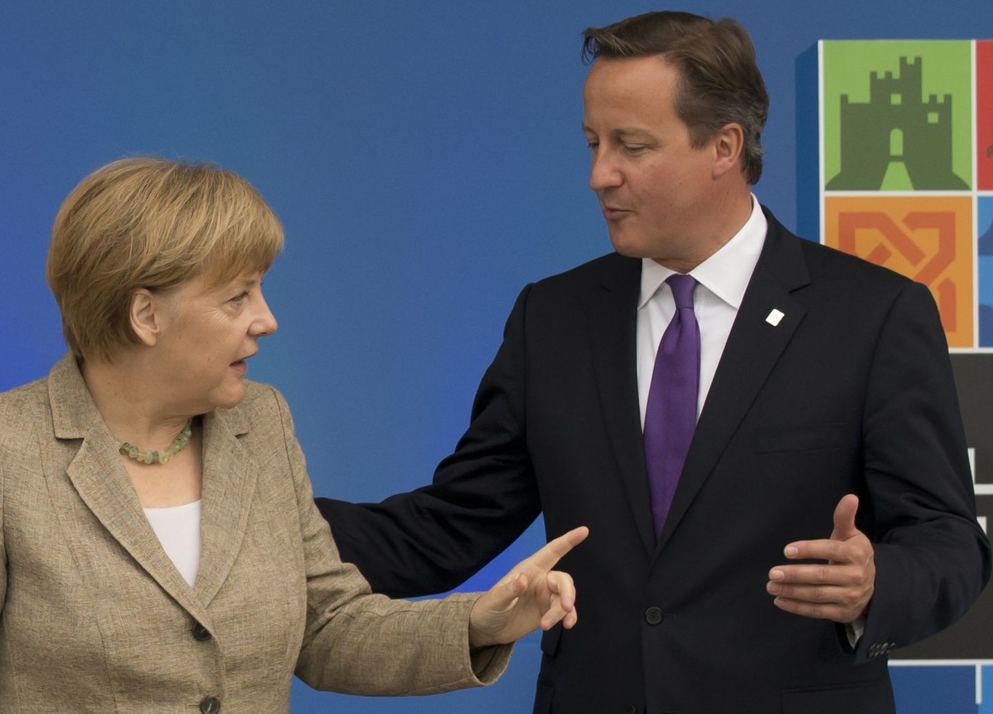 Saksa kantsler Angela Merkel koos Briti peaministri David Cameroniga.