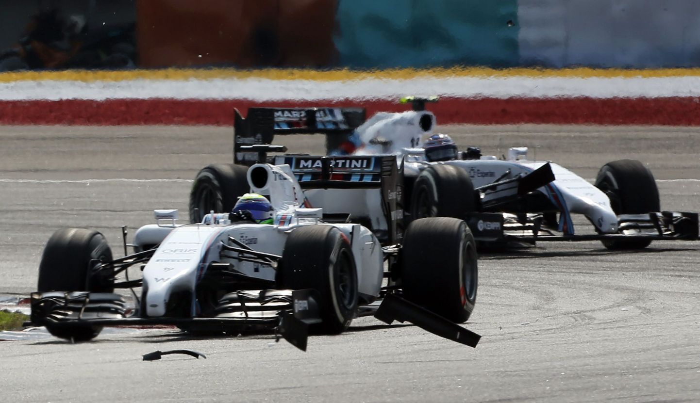 Felipe Massa (vasakul) ja Valtteri Bottas Malaisia etapil.