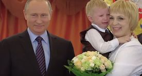 Видео: Путин пожалел расплакавшегося на приеме в Кремле ребенка