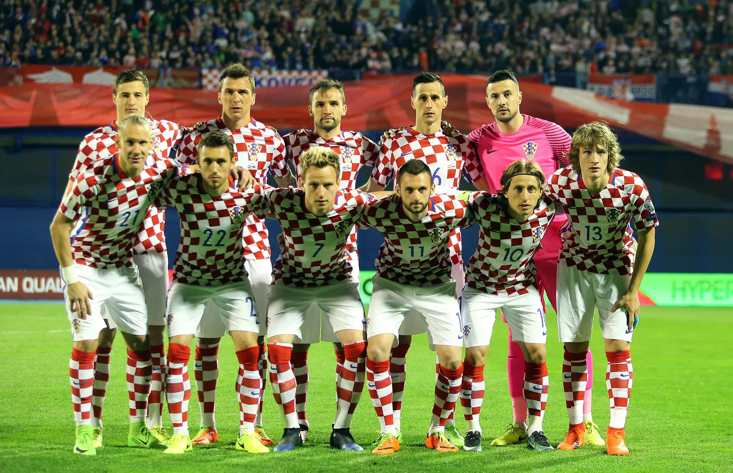 Horvaatia jalgpallikoondise algkoosseis eilses MM-valikmängus Ukraina vastu.