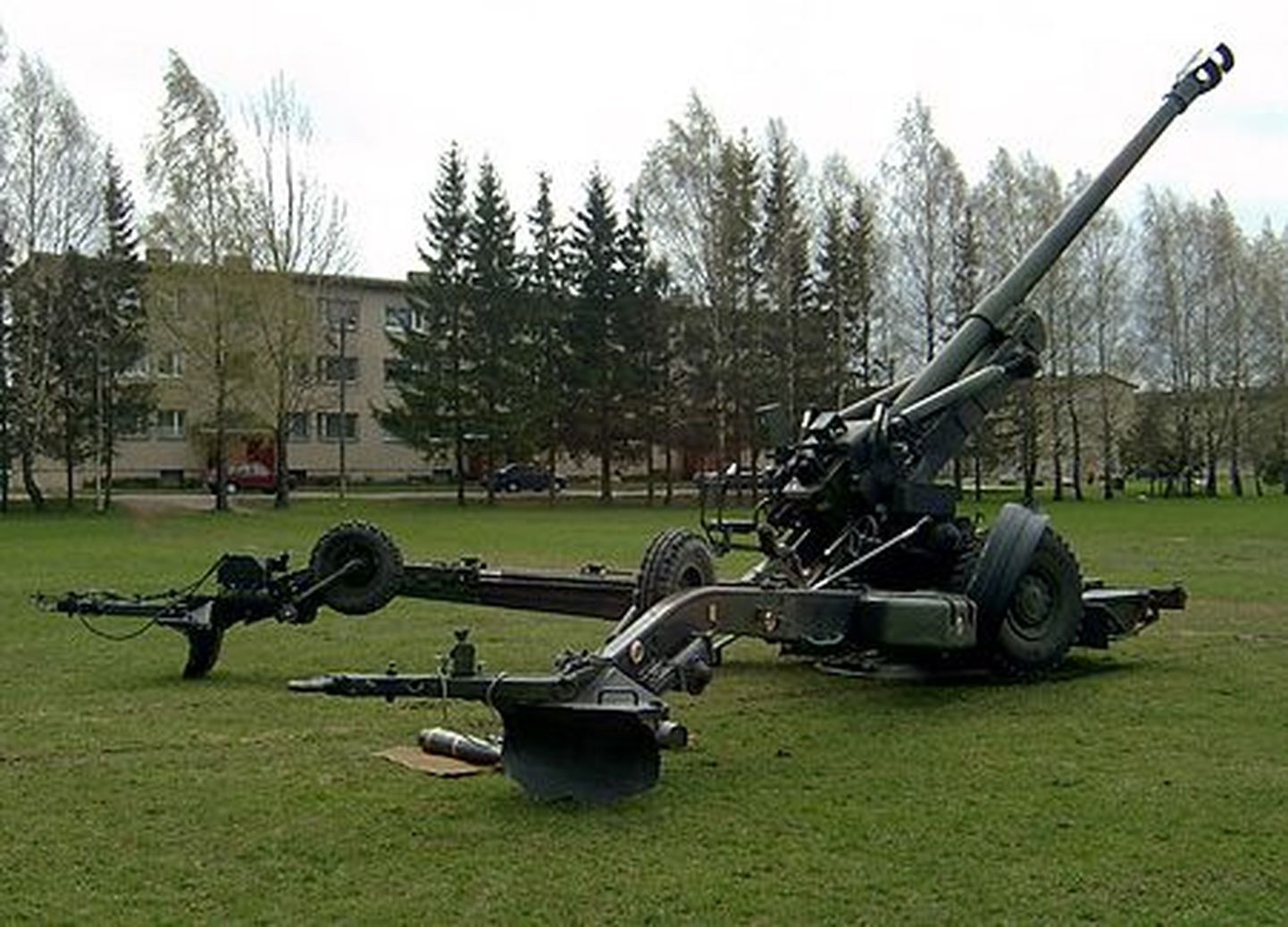 155-мм гаубица FH-70.