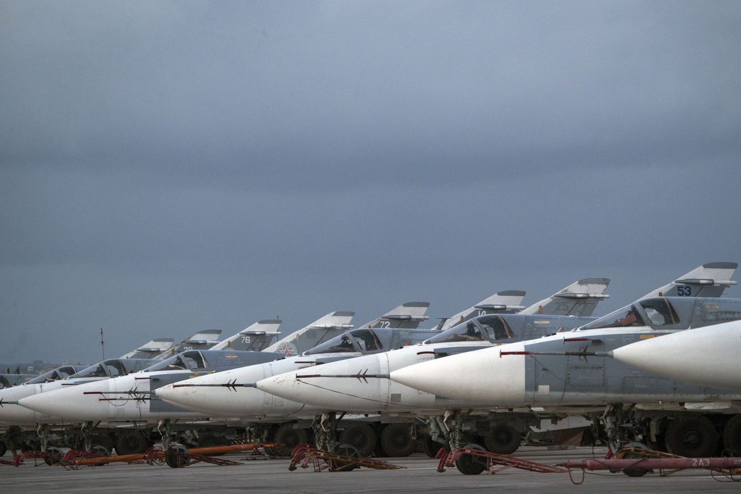 Vene sõjalennukid Süürias Hemeimeemi õhubaasis.
