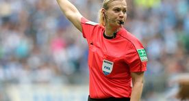 Jalgpalli Bundesligas hakkab õigust mõistma naiskohtunik