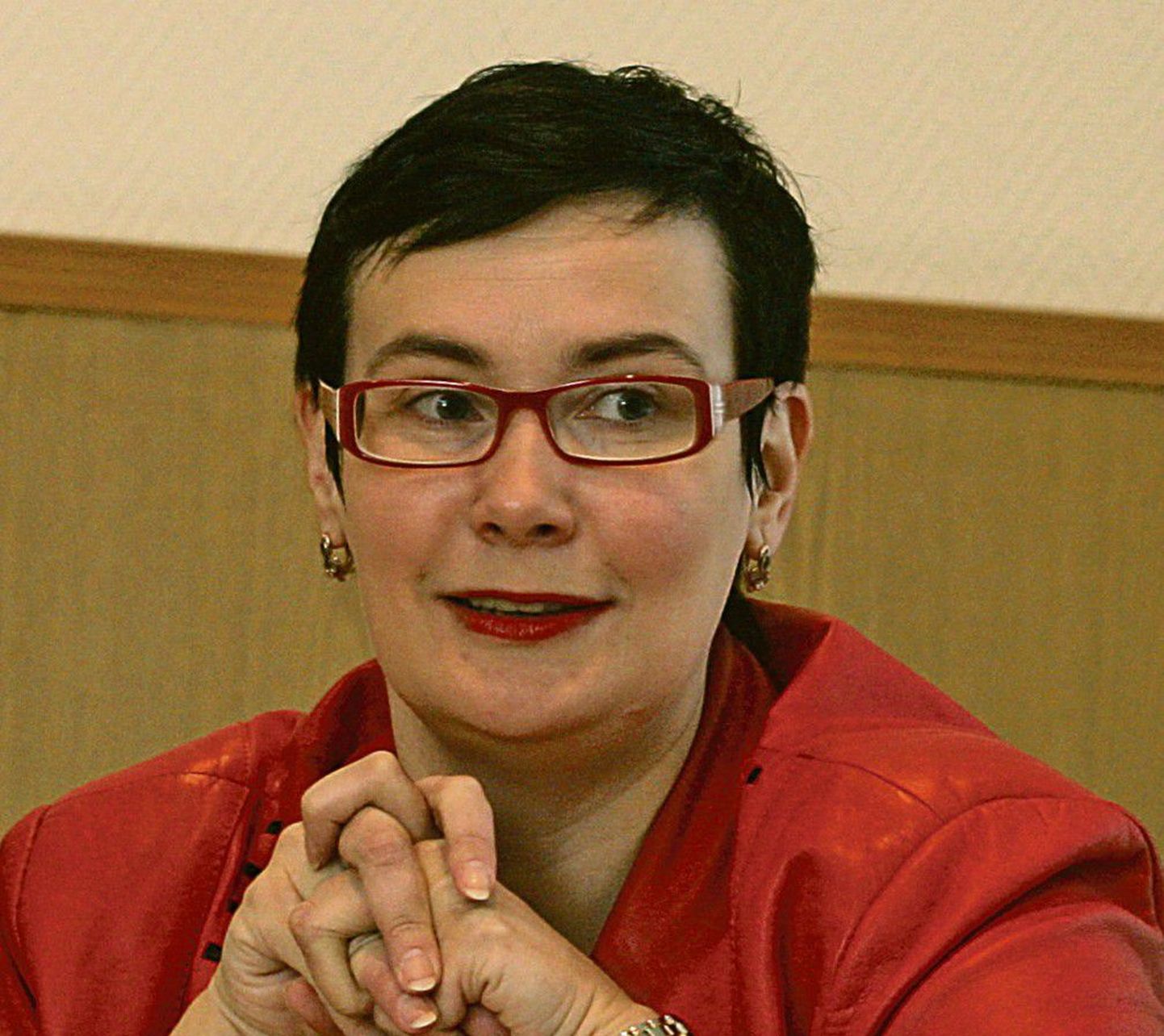 Катри Райк, директор Нарвского колледжа 
Тартуского университета