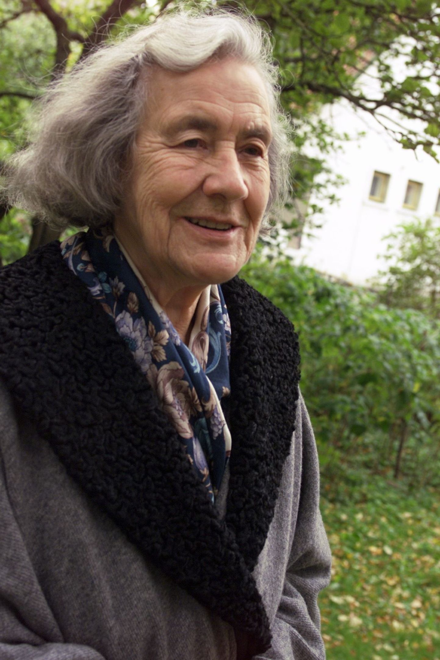 Debora Vaarandi (1916 - 2007).
