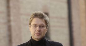 Ход котом: пушистый пиар прославил Нила Ушакова на весь мир (видео)