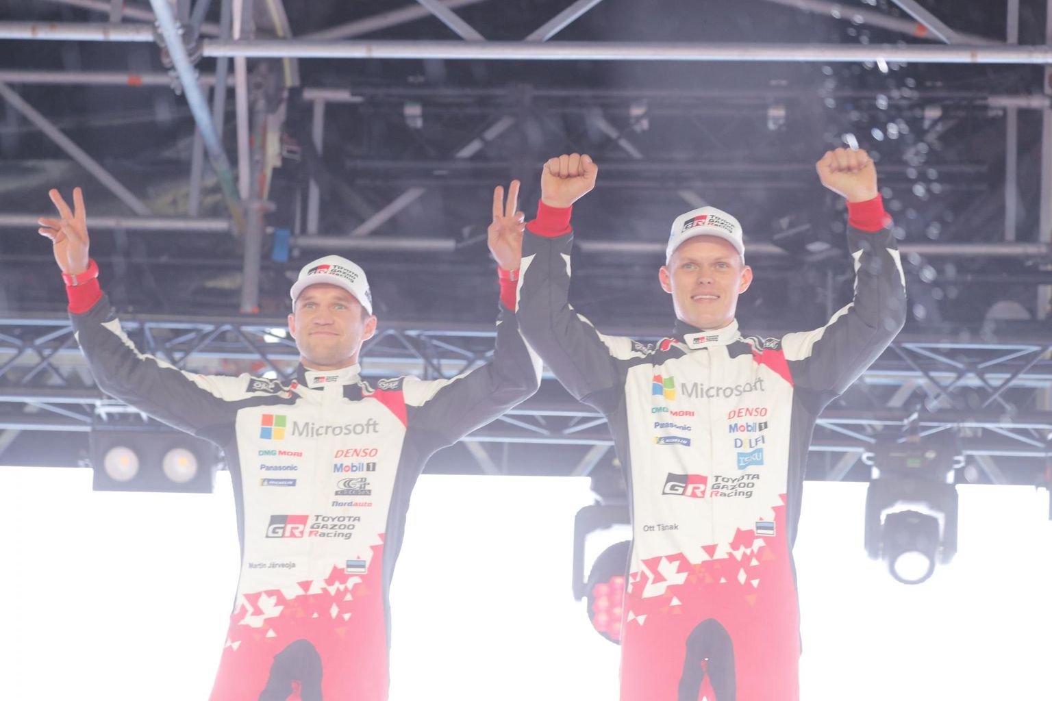 Ott Tänak (paremal) võitis Rally Estonia kolmandat, Martin Järveoja teist korda. Koos on rallimehed võitnud kaks aastat järjest.