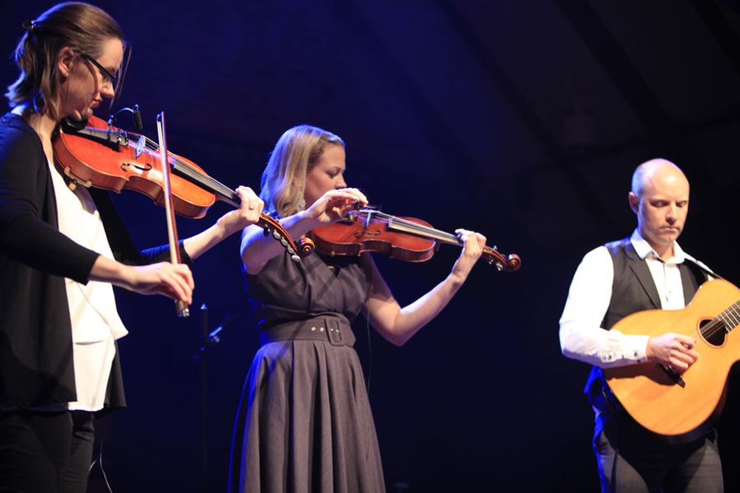 Veebruari lõpul esines Viljandis Rootsi silmapaistvaim folkkitarrist Mattias Pérez koos omanimelise trioga, kuhu kuuluvad peale tema veel Nina Pérez ja Mia Marin.