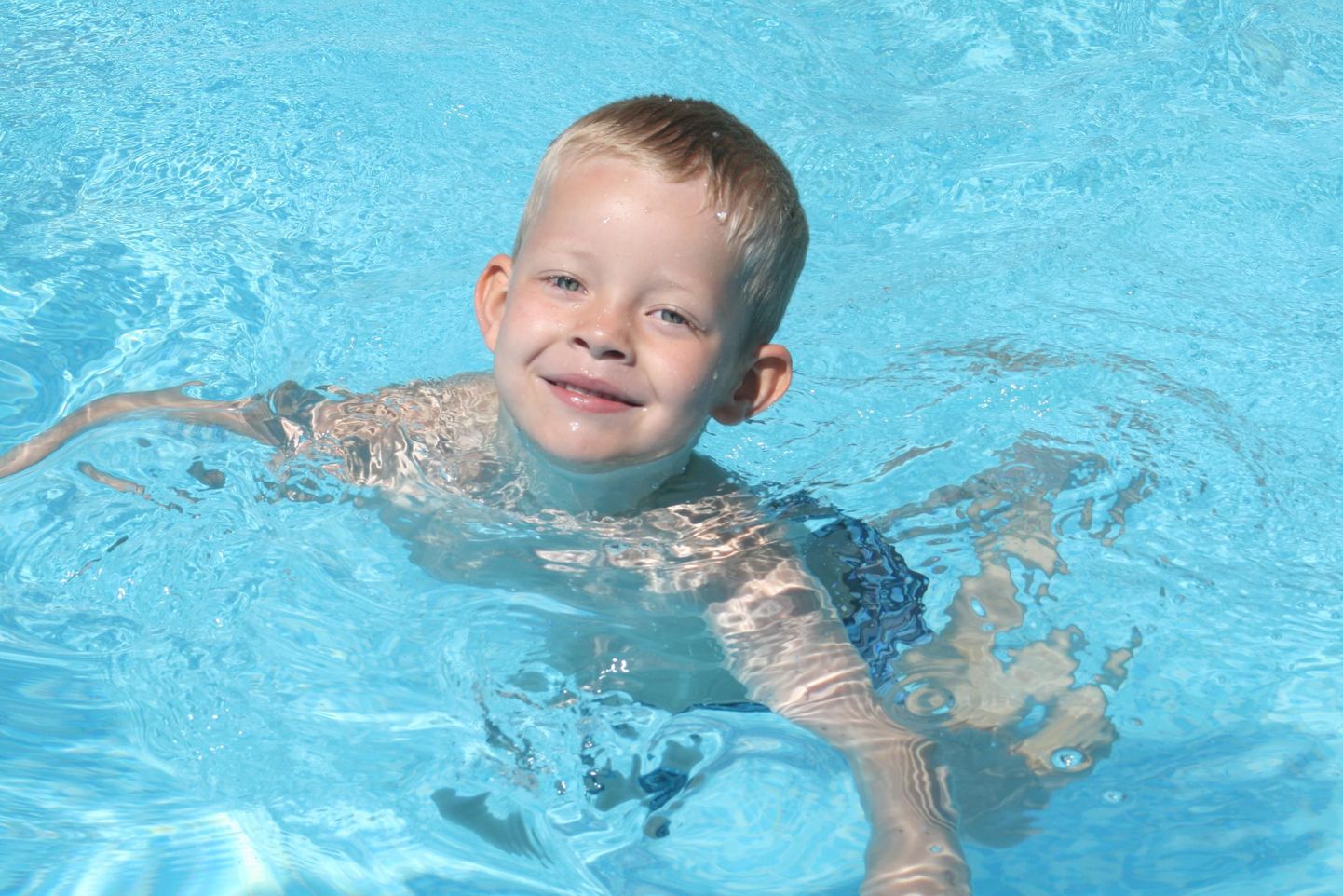 Lapse ujumise ajal peab vanem olema ekstravalvas.