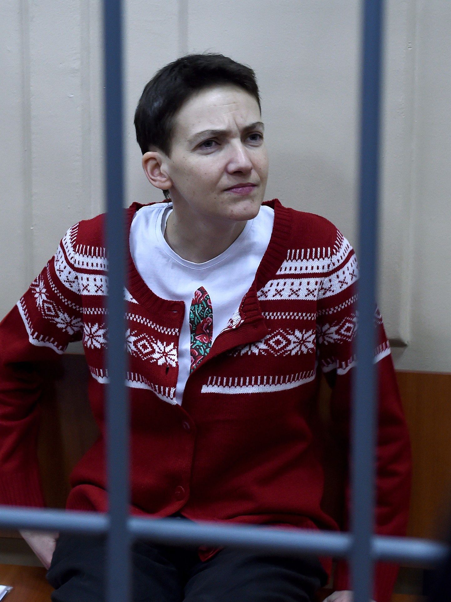 Ukraina piloot Nadia Savtšenko kohtusaalis 4. märtsil.