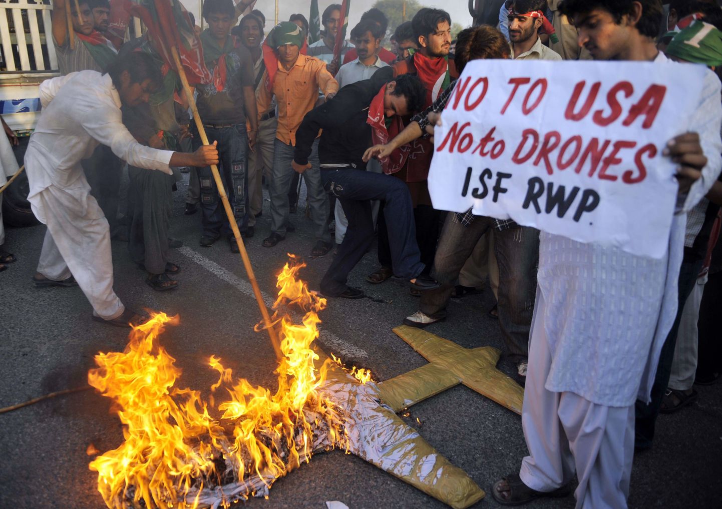 Islamabadis toimunud meeleavaldus Ühendriikide droonirünnakute vastu.