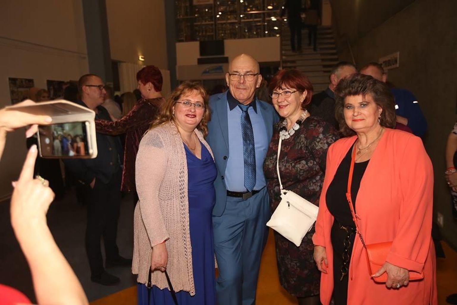 Oleg Gross oli austajatest ümbritsetud kogu uusaastapeo.