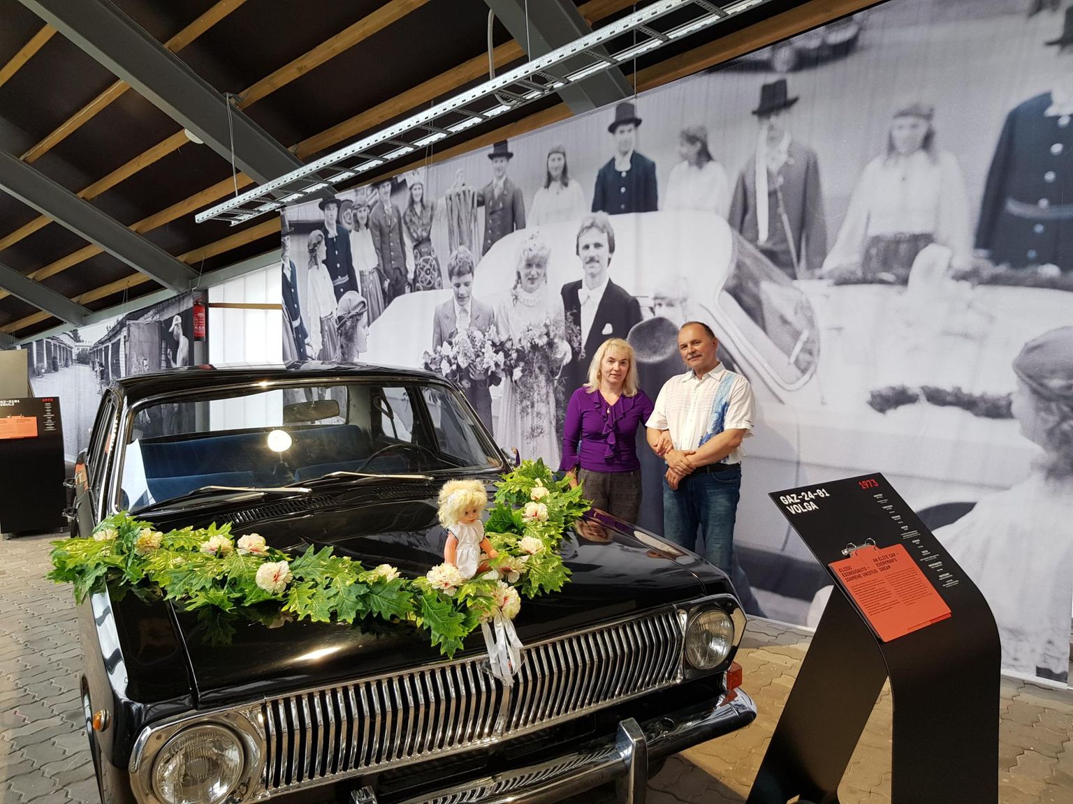 Ulvi ja Tiit Riitsalu oma 37. pulma-aastapäeval maanteemuuseumis