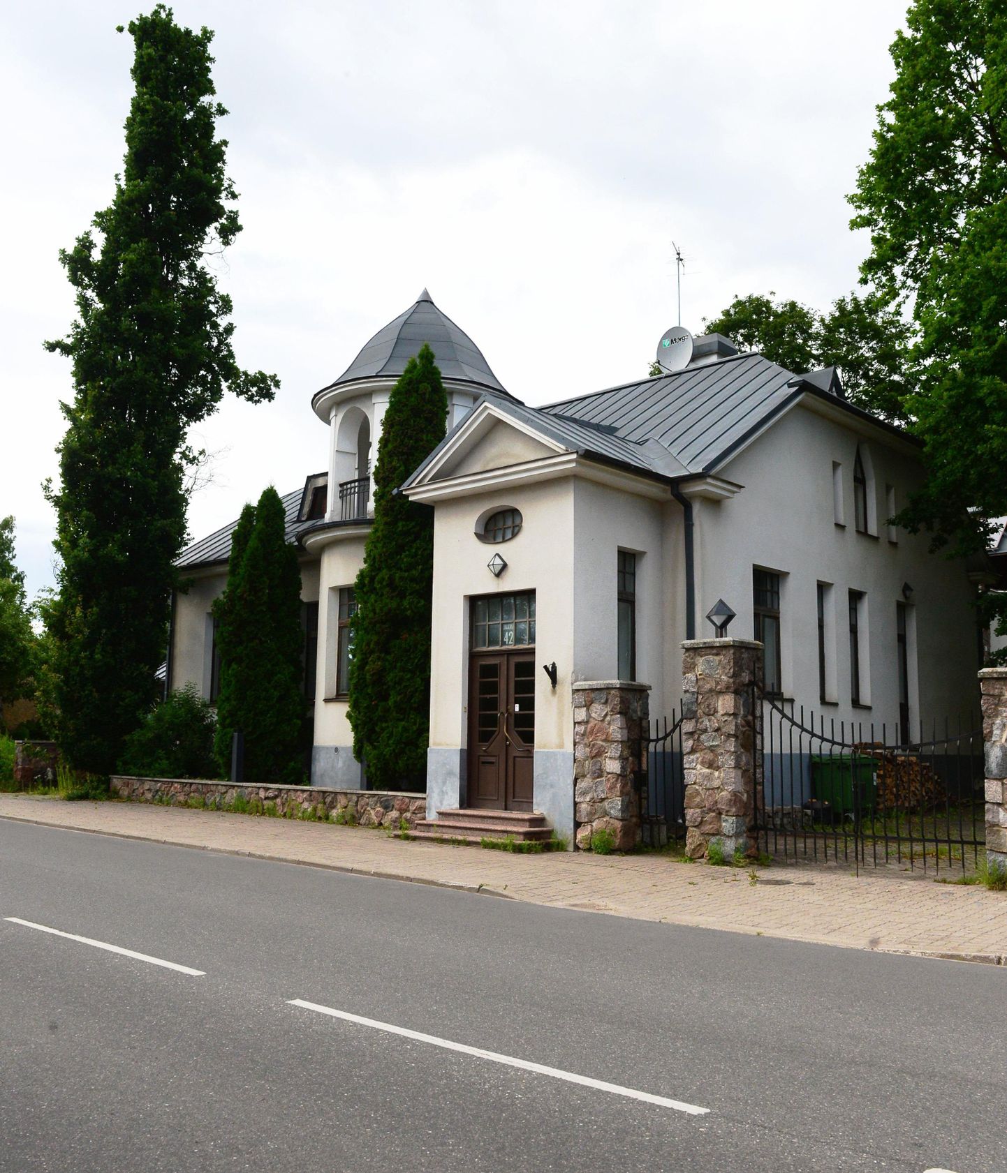 Дом на Яама,42, который с прошло года принадлежит Тартускому Христианскому молодежному дому.