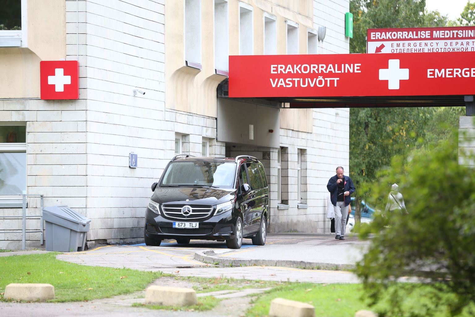 Savisaar pöördus eile südameprobleemidega ise haiglasse.