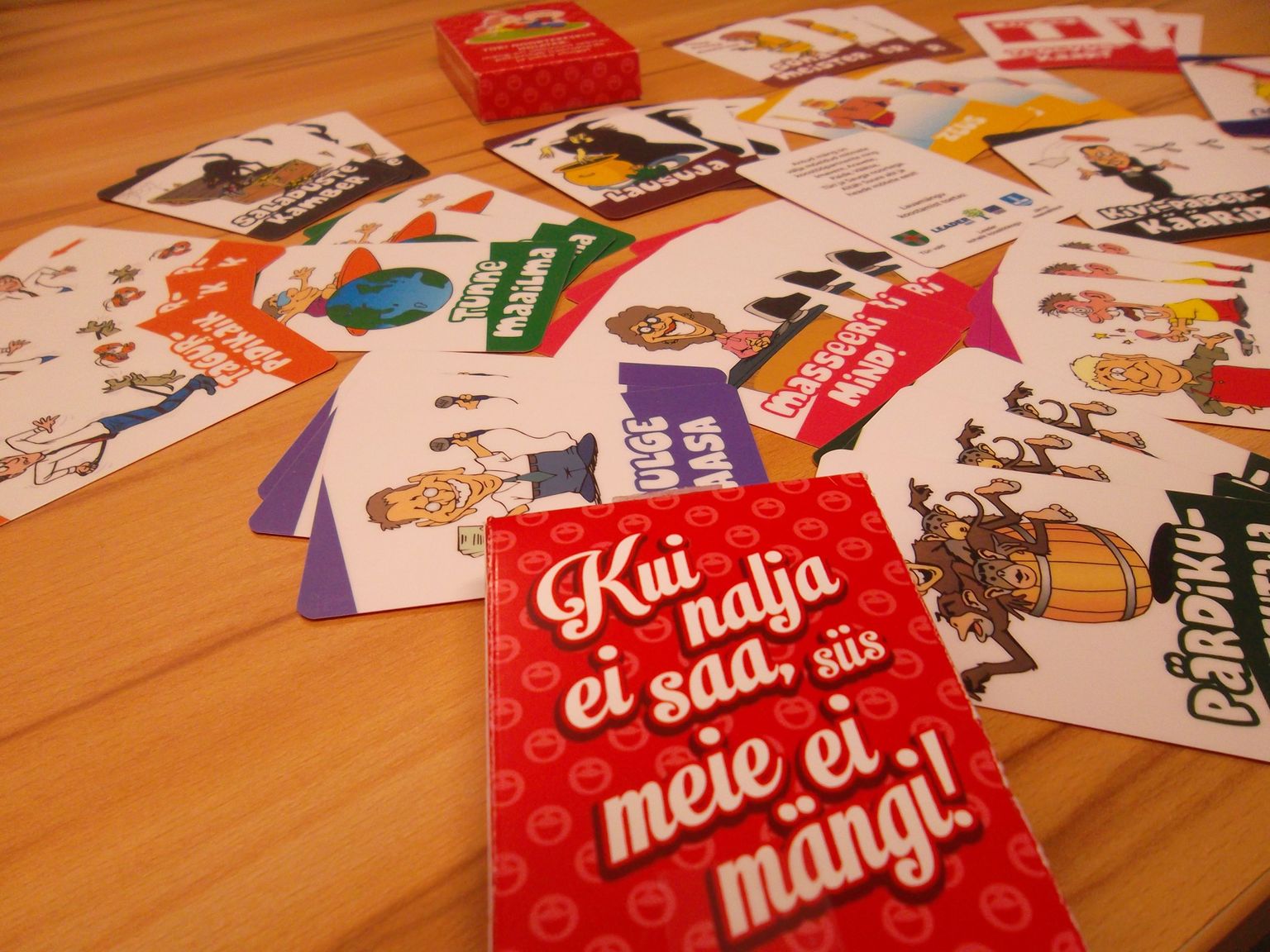 Lauamäng "Kui nalja ei saa, siis meie ei mängi".