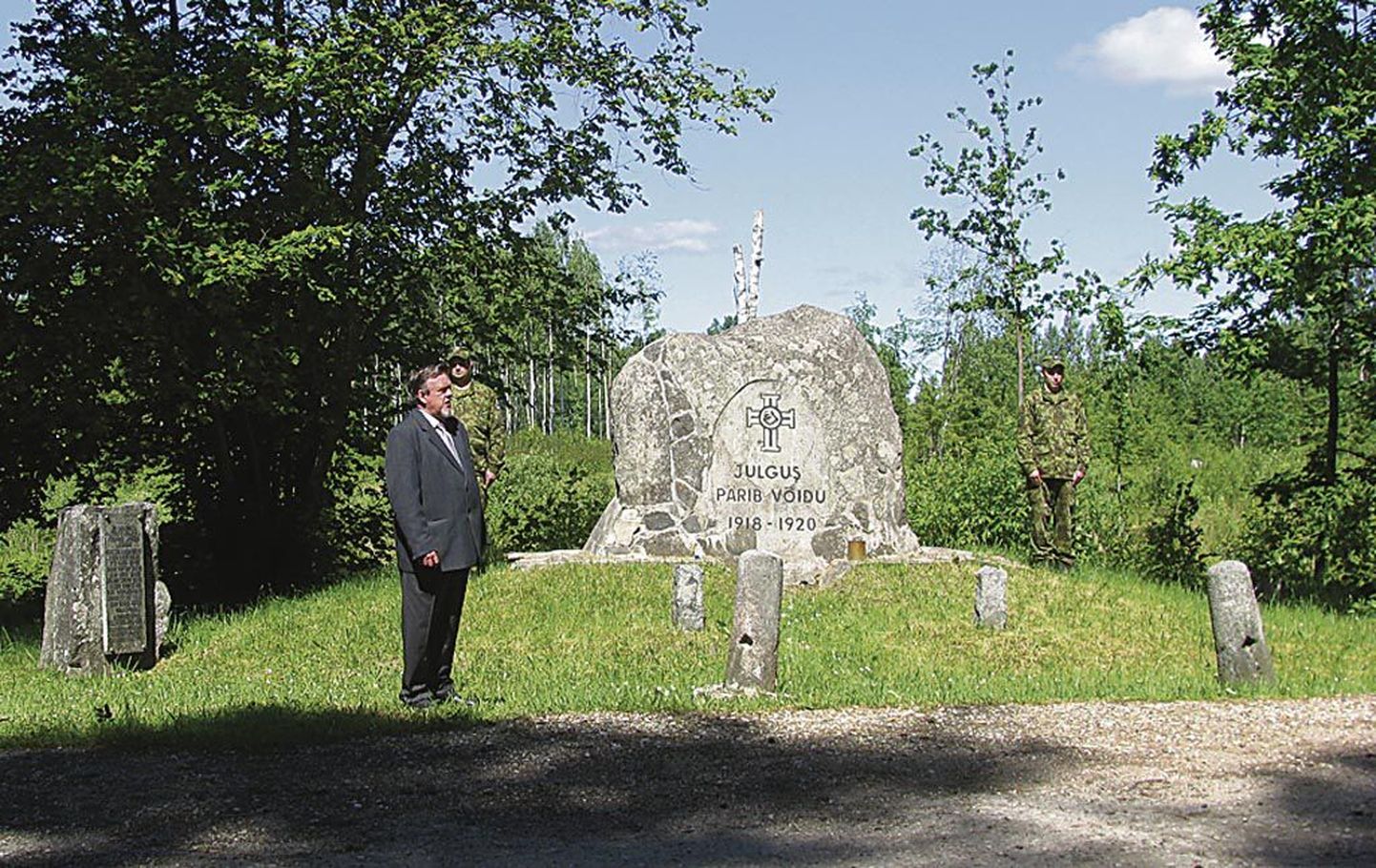 Punapargi lahingust ja mälestuskivi taastamisest rääkis Olev Paukson 23. juuni hommikul infotahvli avamisel.