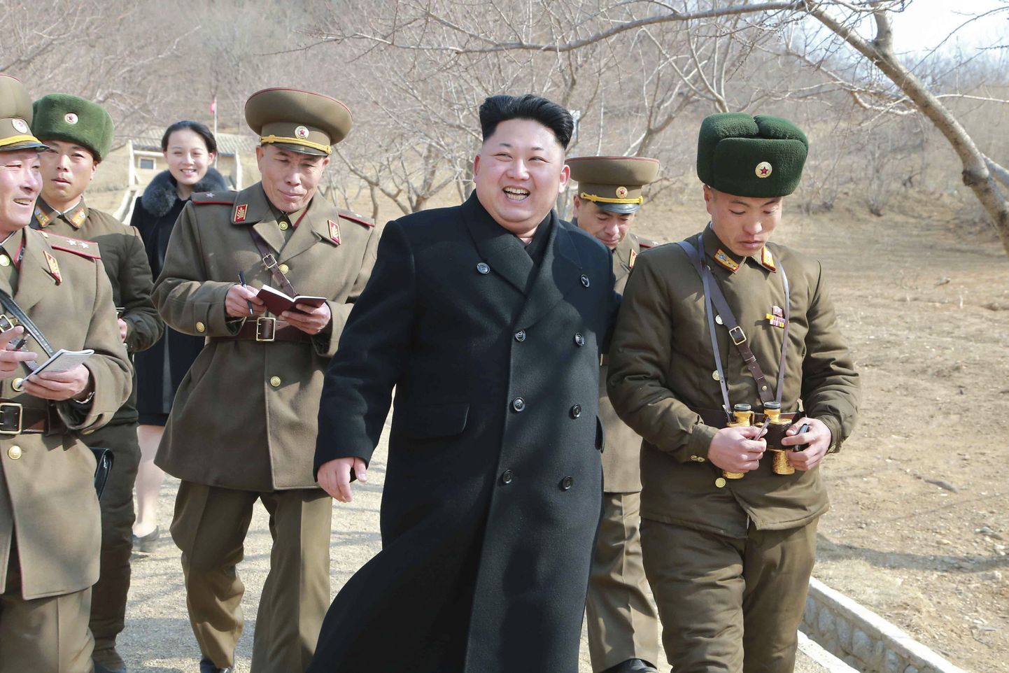 Põhja-Korea liider Kim Jong-un (keskel).