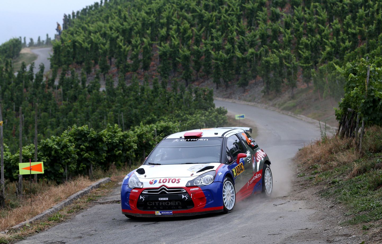 Robert Kubica Saksamaa rallil. Suurbritannias on ta stardis WRC-klassi autoga.