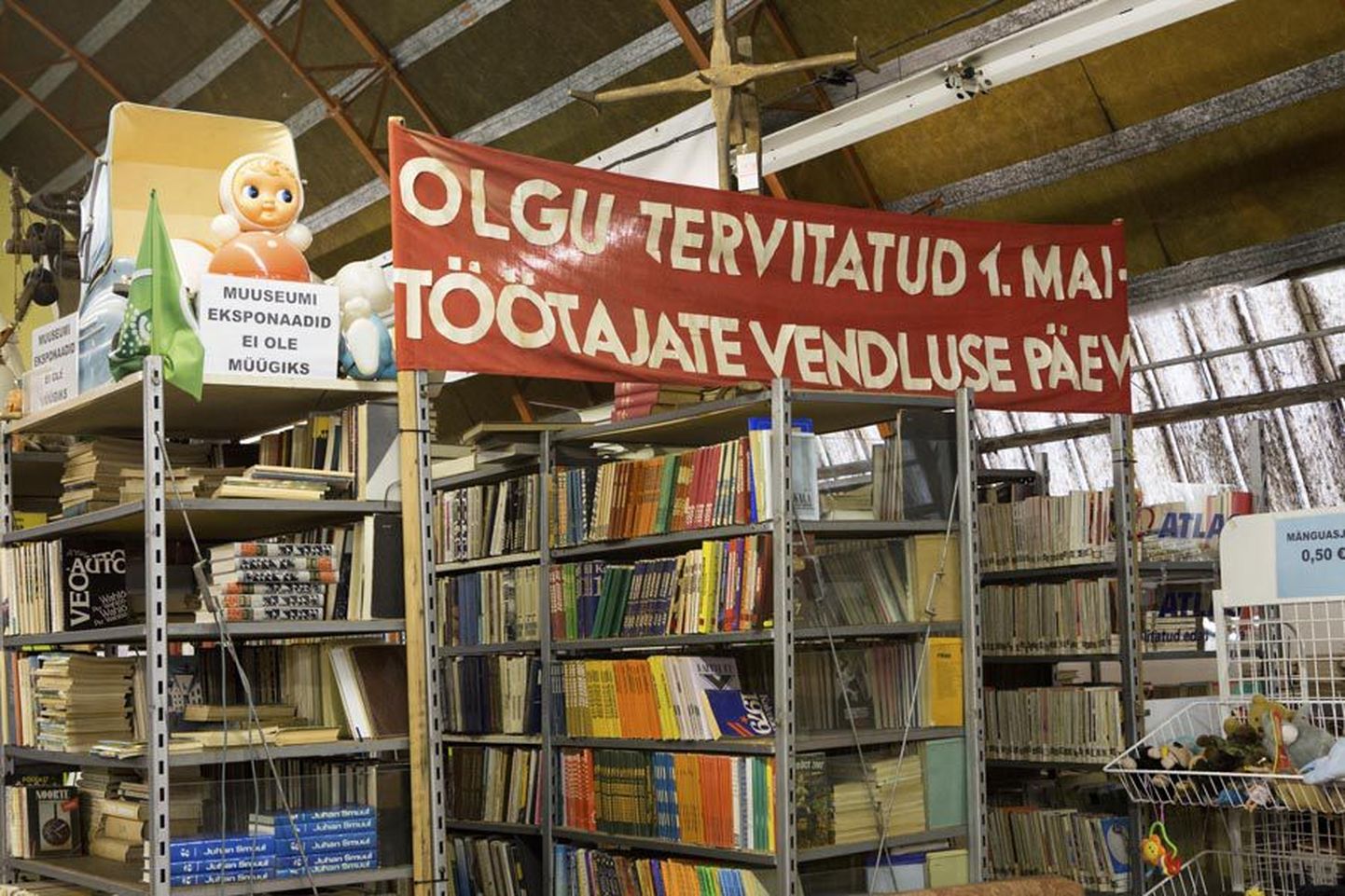 Peagi suletava taaskasutuskeskuse menukaim müügiartikkel on olnud raamatud.