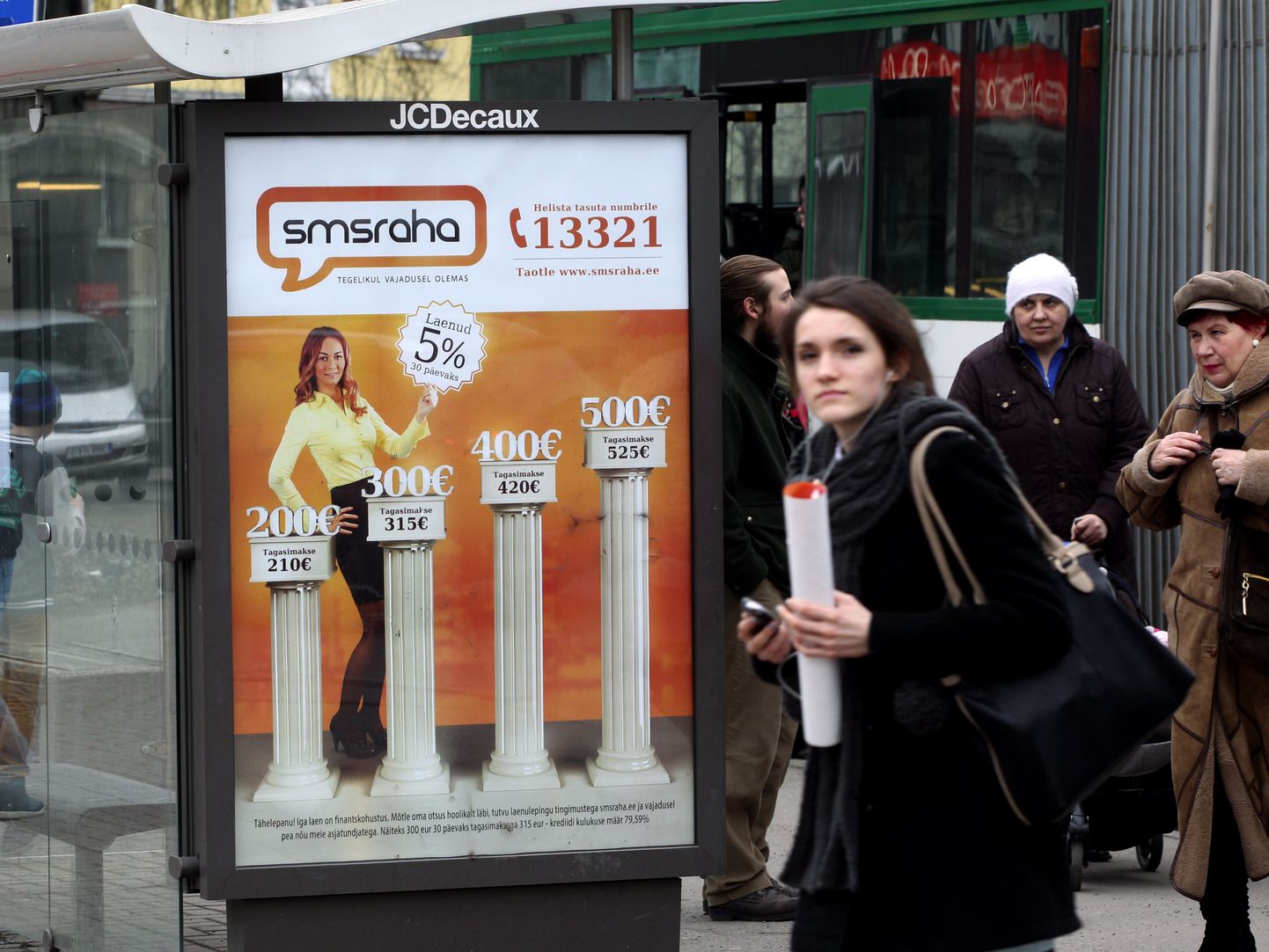 SMS kiirlaenu reklaam Tallinnas.